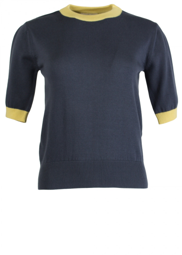 Short sleeve contrast knit
