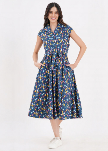 The Ava vase & Floral Dress