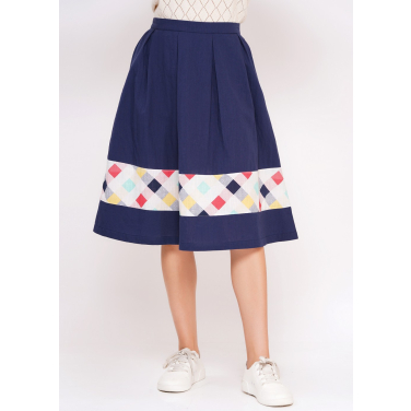 Dani border pleated skirt