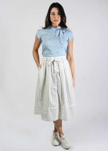 Full pleated skirt with belt