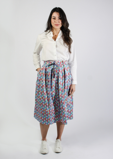 Full pleated skirt with belt